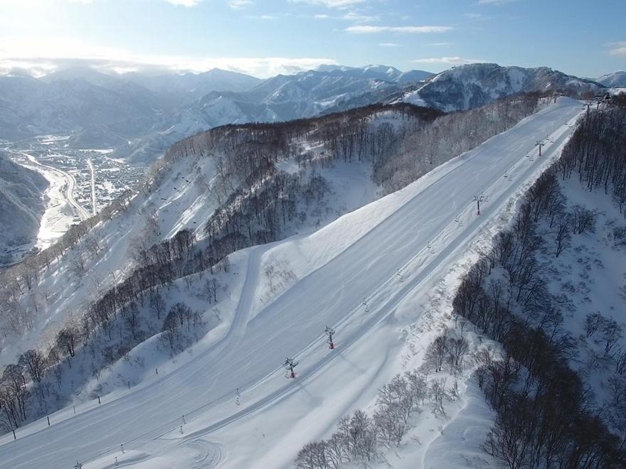 Snowhouse Memorie Hotel-石打丸山 Seki  Exterior photo