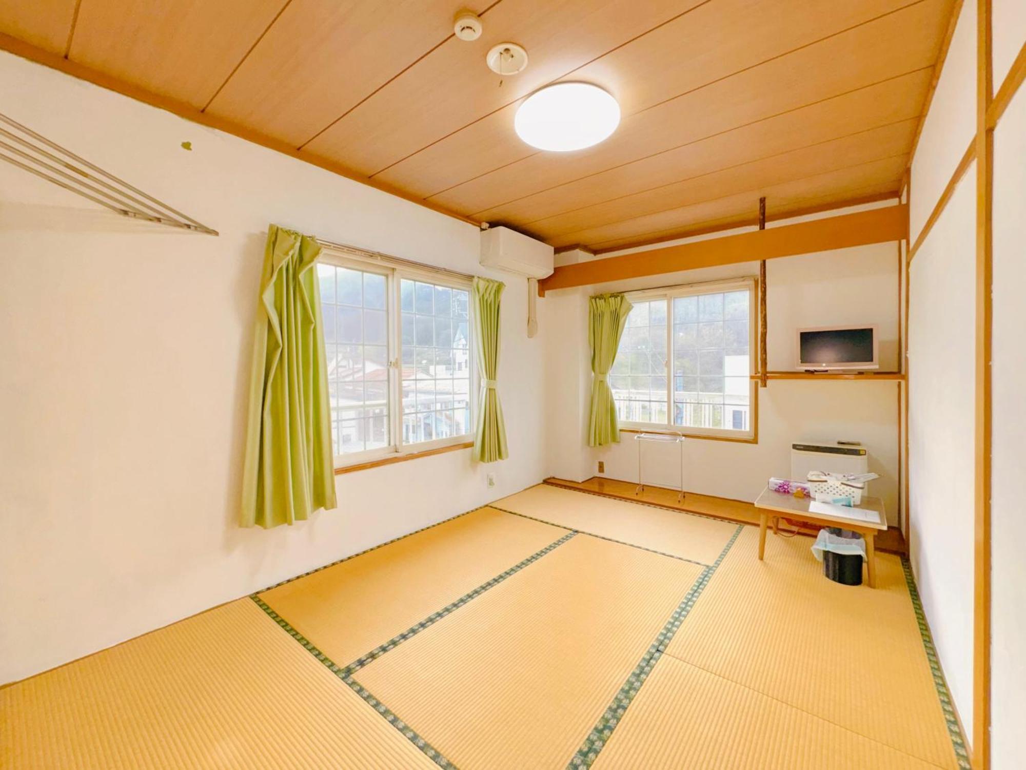 Snowhouse Memorie Hotel-石打丸山 Seki  Exterior photo
